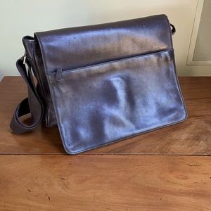 Banana Republic Unisex Leather Messenger Bag